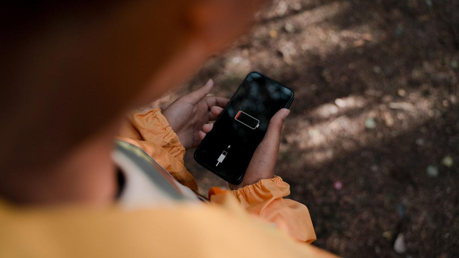 Phone showing a low battery warning